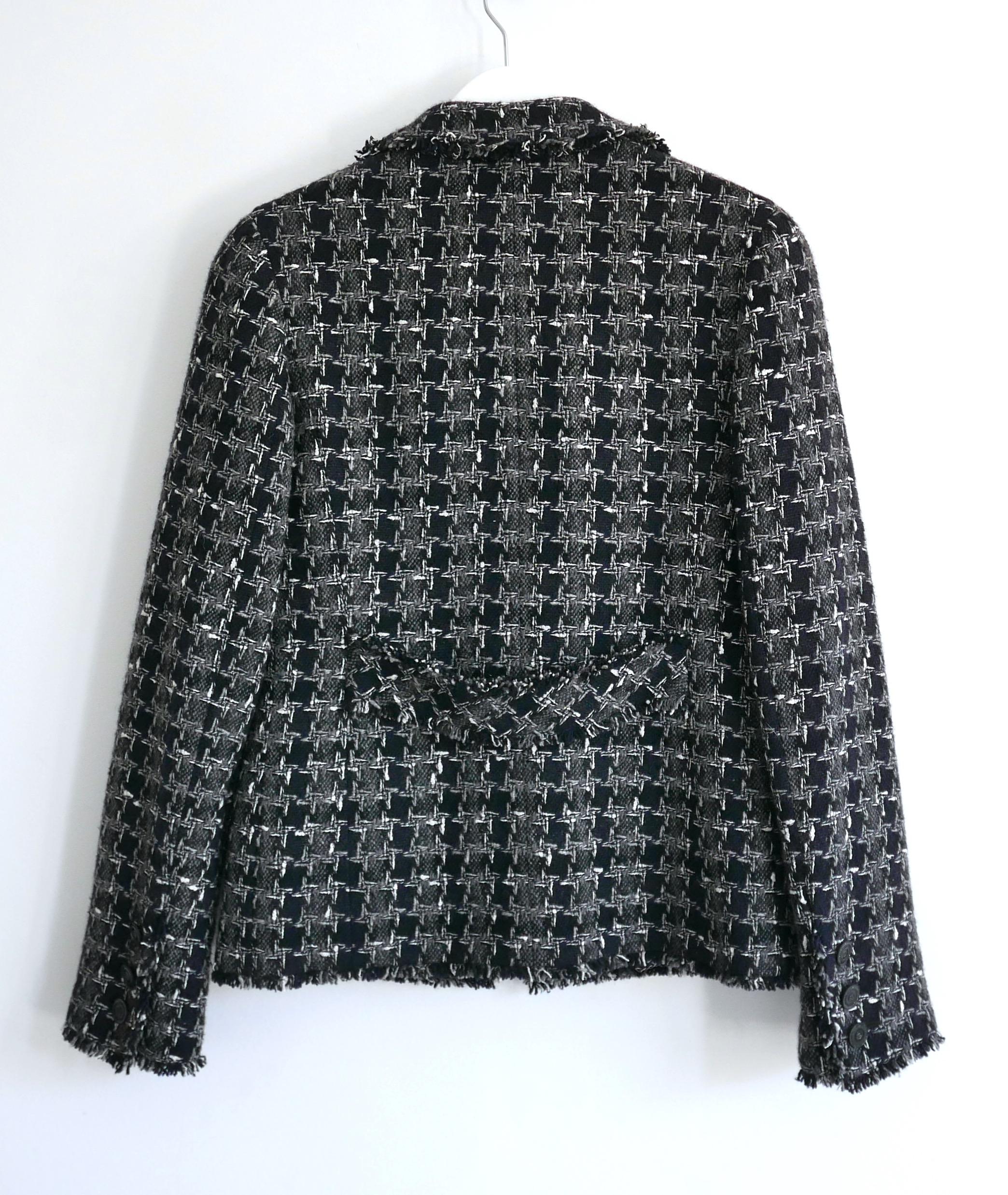 Chanel Fall 2007 07A Cashmere Houndstooth Tweed Jacket In New Condition For Sale In London, GB