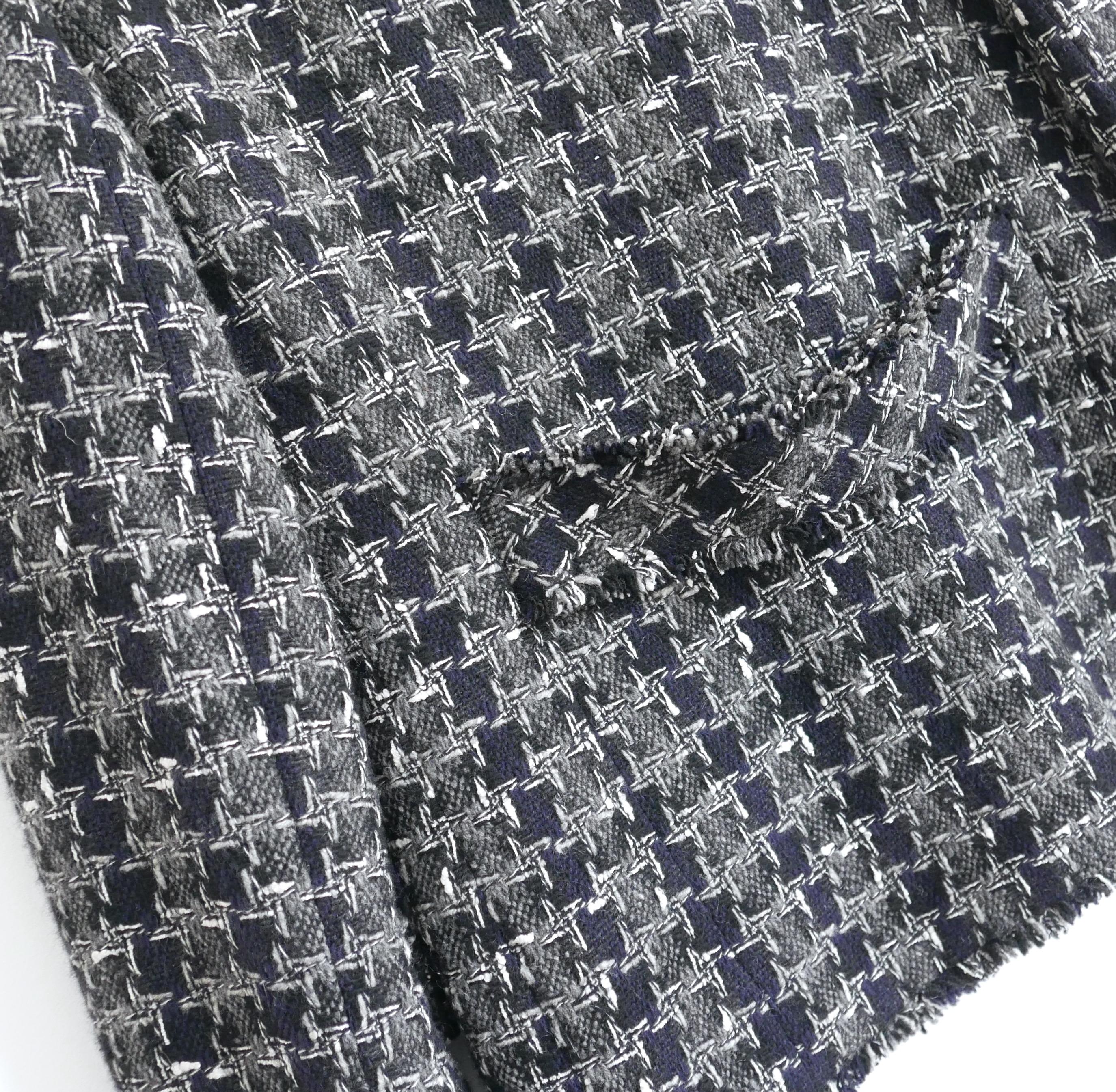 Women's Chanel Fall 2007 07A Cashmere Houndstooth Tweed Jacket For Sale