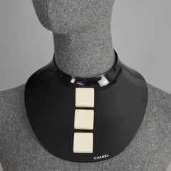 CHANEL FALL 2007 Black and White Resin Breastplate Choker Necklace