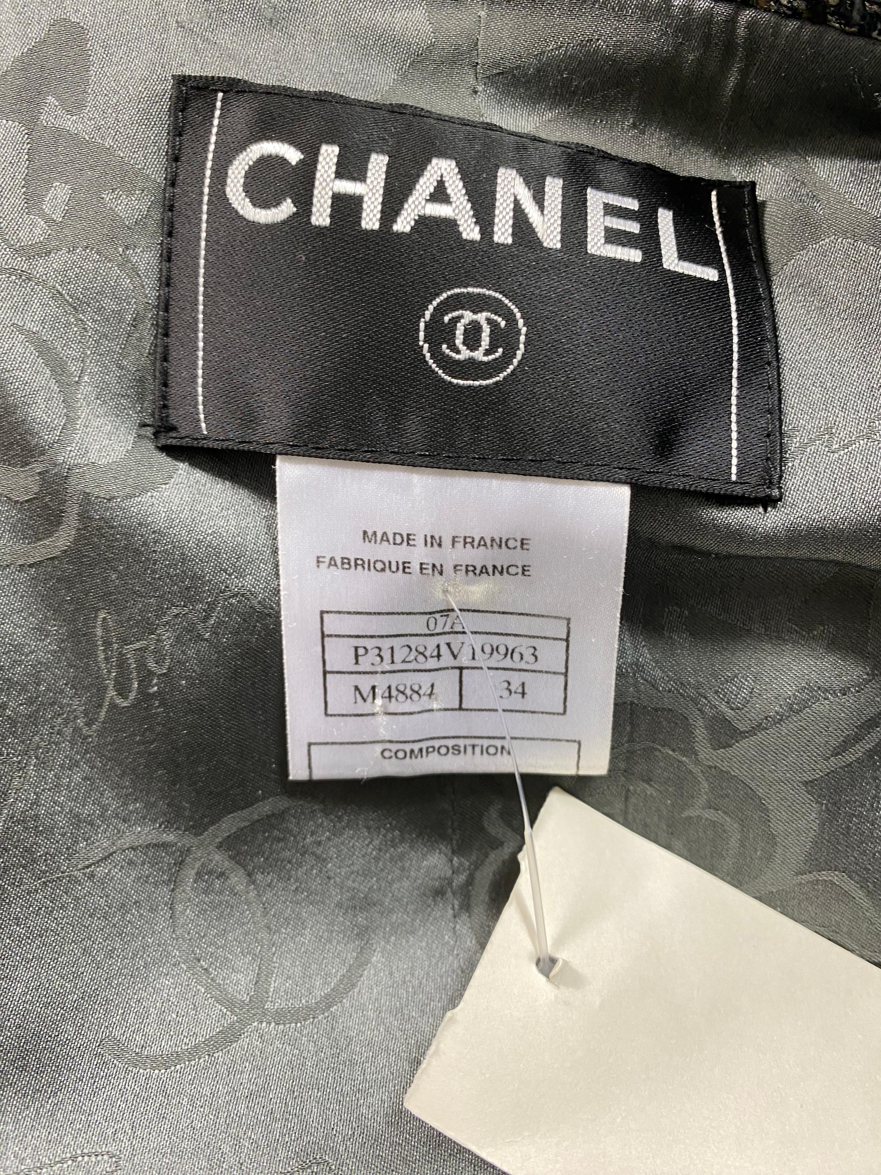 Chanel Fall 2007 Grey and Metallic Double Breasted Jacket - Size 34 For Sale 13