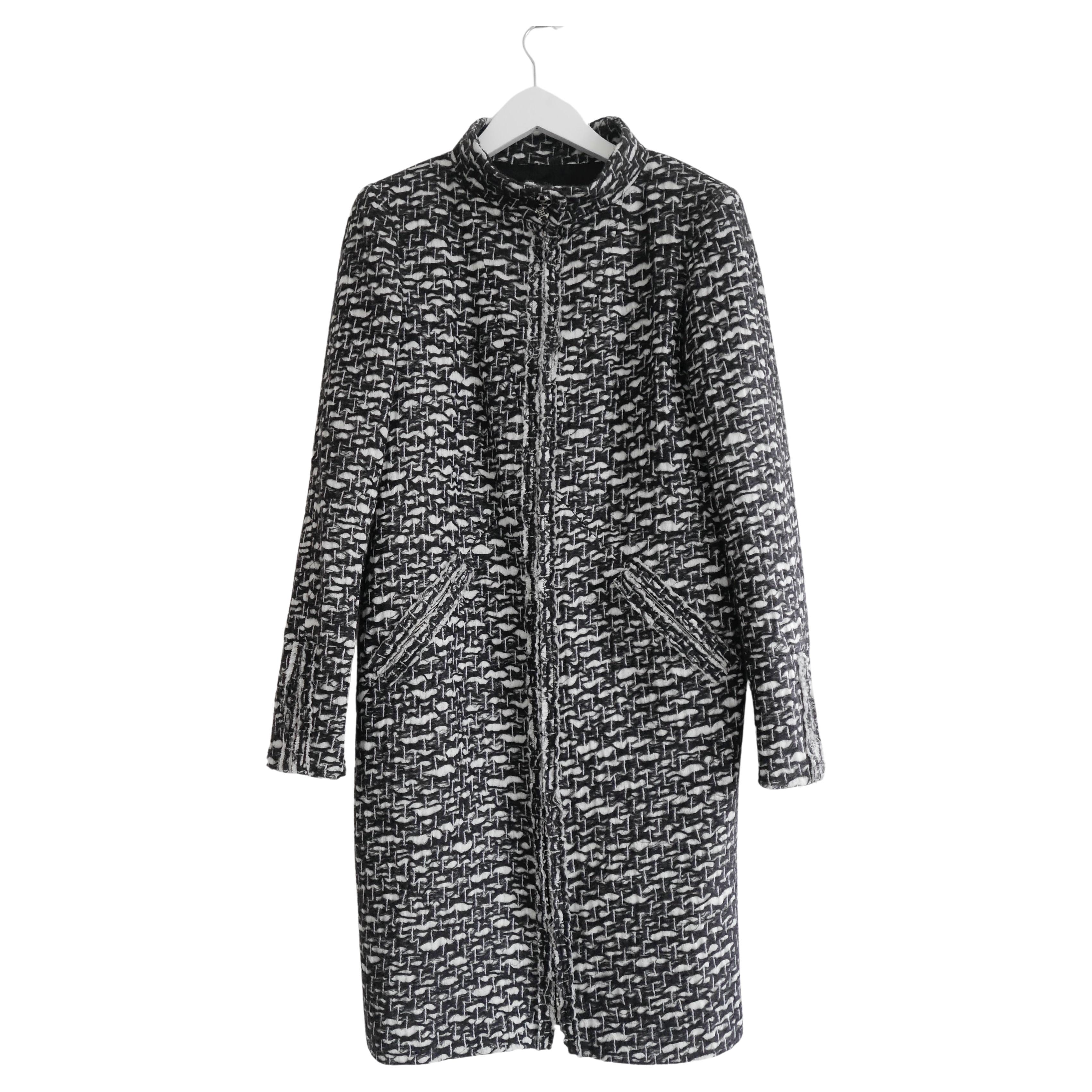 Chanel Fall 2010 Black & White Loose Weave Tweed Coat For Sale