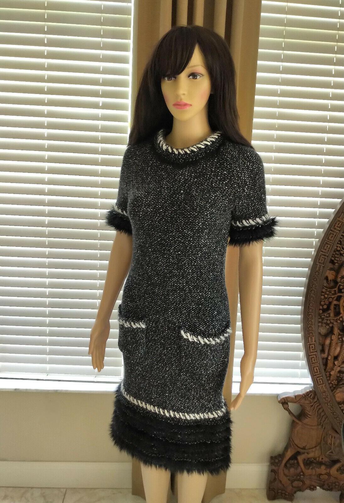 Chanel Fall 2010 Black & White Tweed Cashmere Fur Fringe Dress FR 38/ US 4 6 3