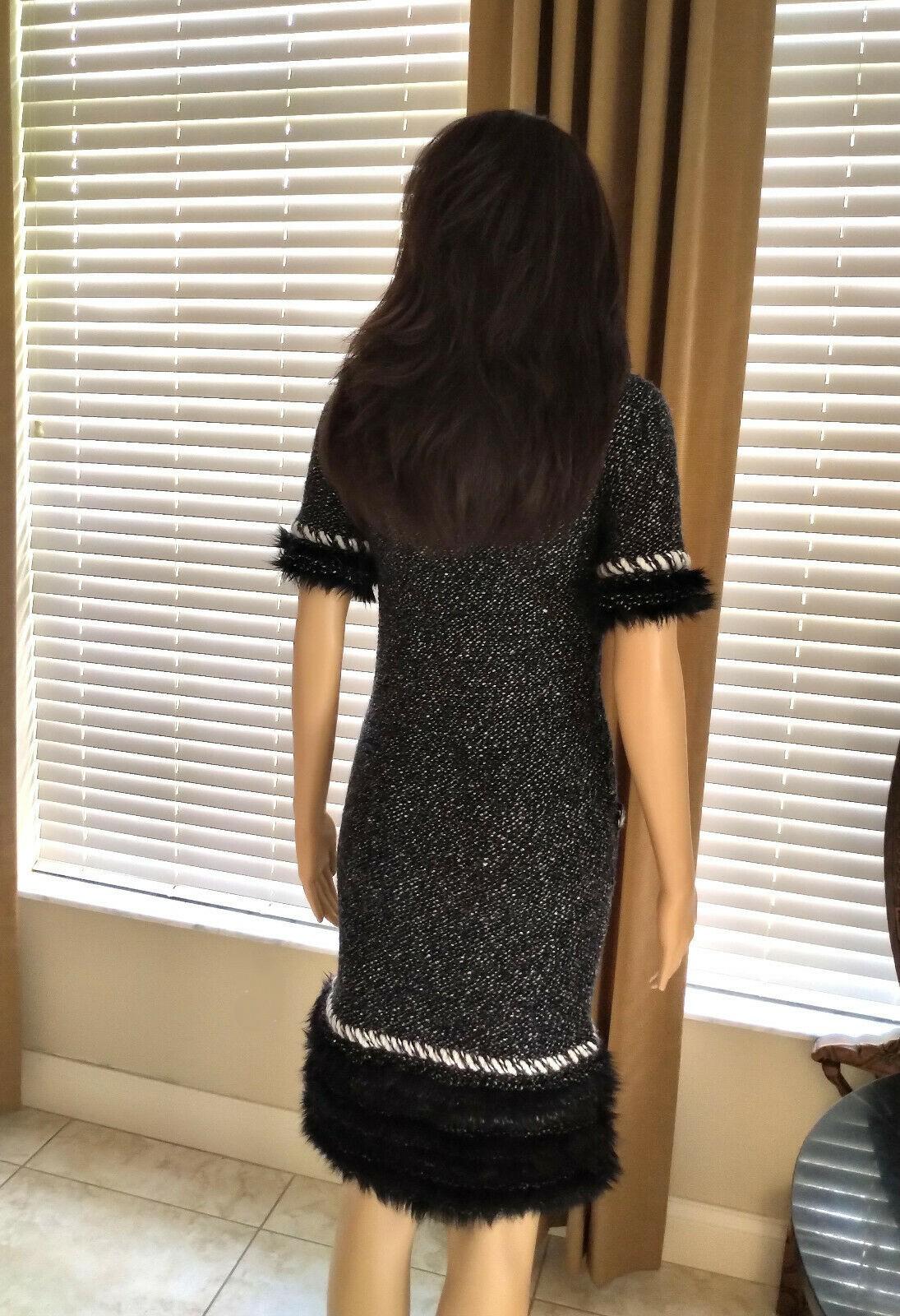 Chanel Fall 2010 Black & White Tweed Cashmere Fur Fringe Dress FR 38/ US 4 6 In Excellent Condition In Ormond Beach, FL