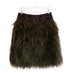 Gonna in tweed e pelliccia sintetica Chanel Autunno 2010
