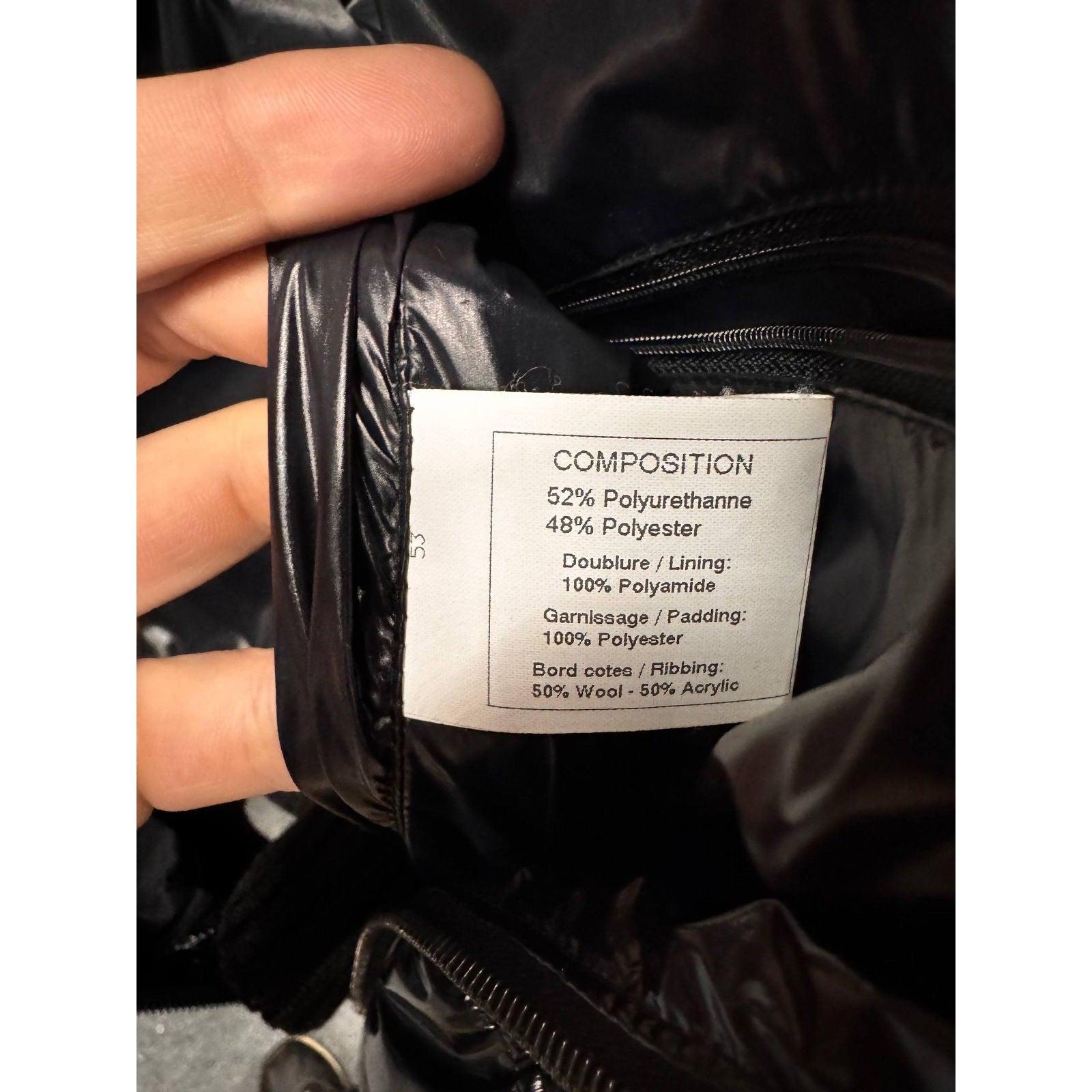 Donna Chanel Autunno 2011 Giacca aderente in poliuretano nero FR40 in vendita