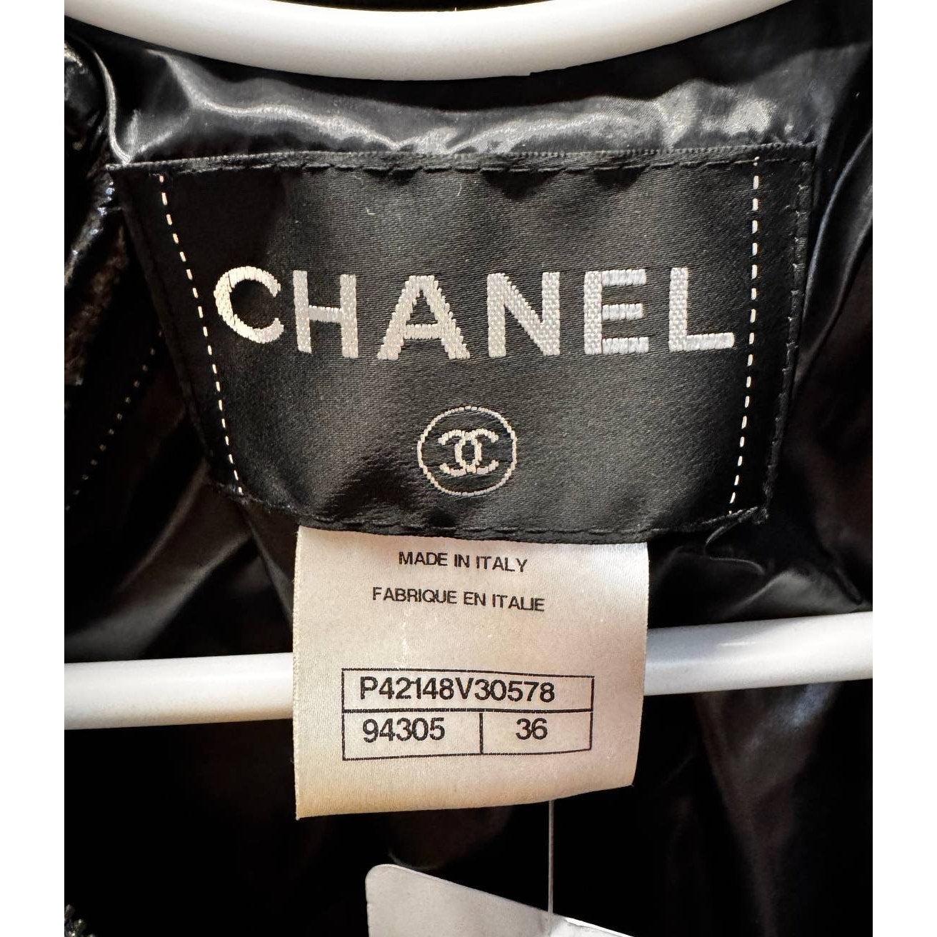 Chanel Autunno 2011 Giacca aderente in poliuretano nero FR40 in vendita 1