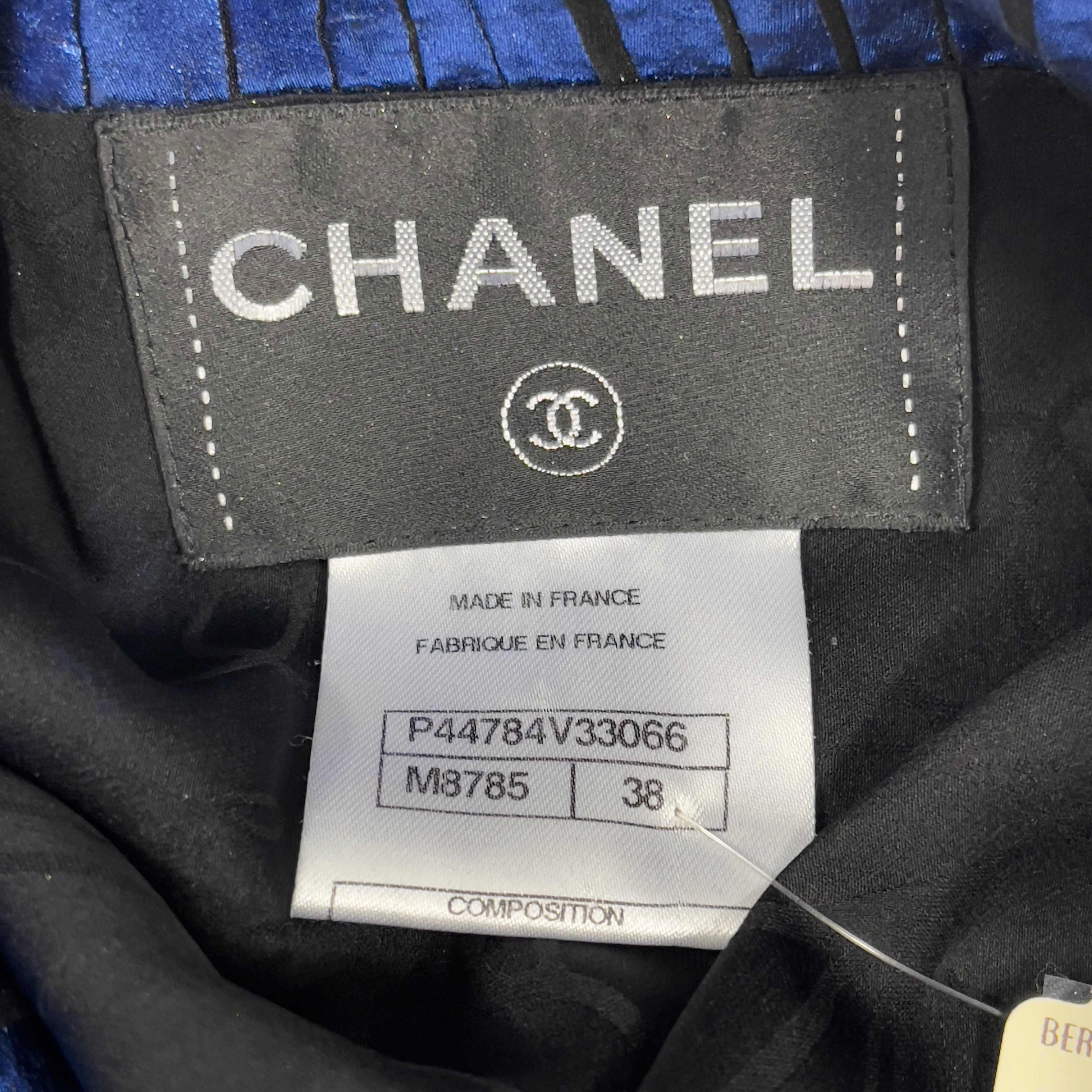 CHANEL - Blazer de défilé 12A en soie bleue géométrique, taille 38 US 8, automne 2012 3
