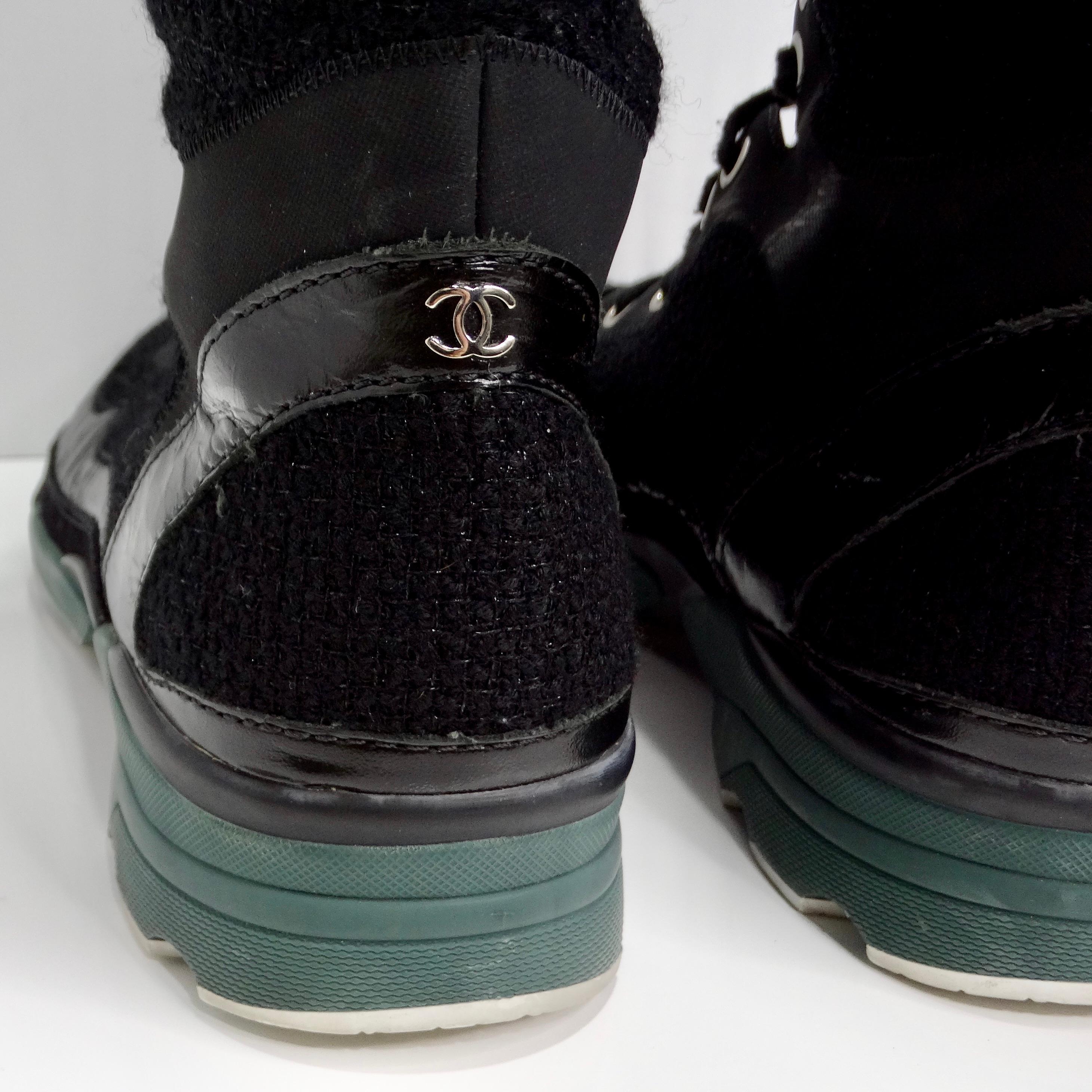 Chanel Fall 2014 Patent Calfskin Tweed Sneaker Boot (bottes de baskets en tweed) en vente 6