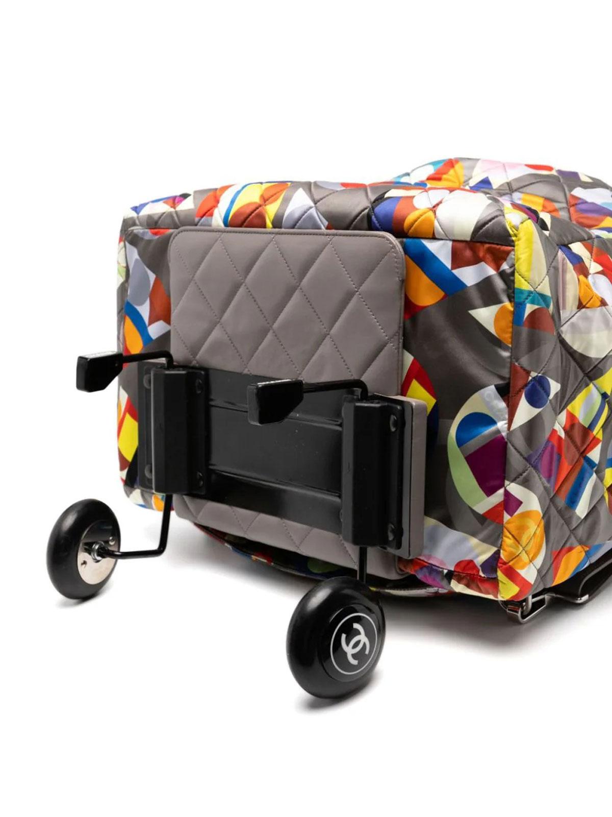 Chanel Fall 2014 Runway Supermarket Grocery Neon Print Quilted Trolley Bag In Good Condition In Miami, FL