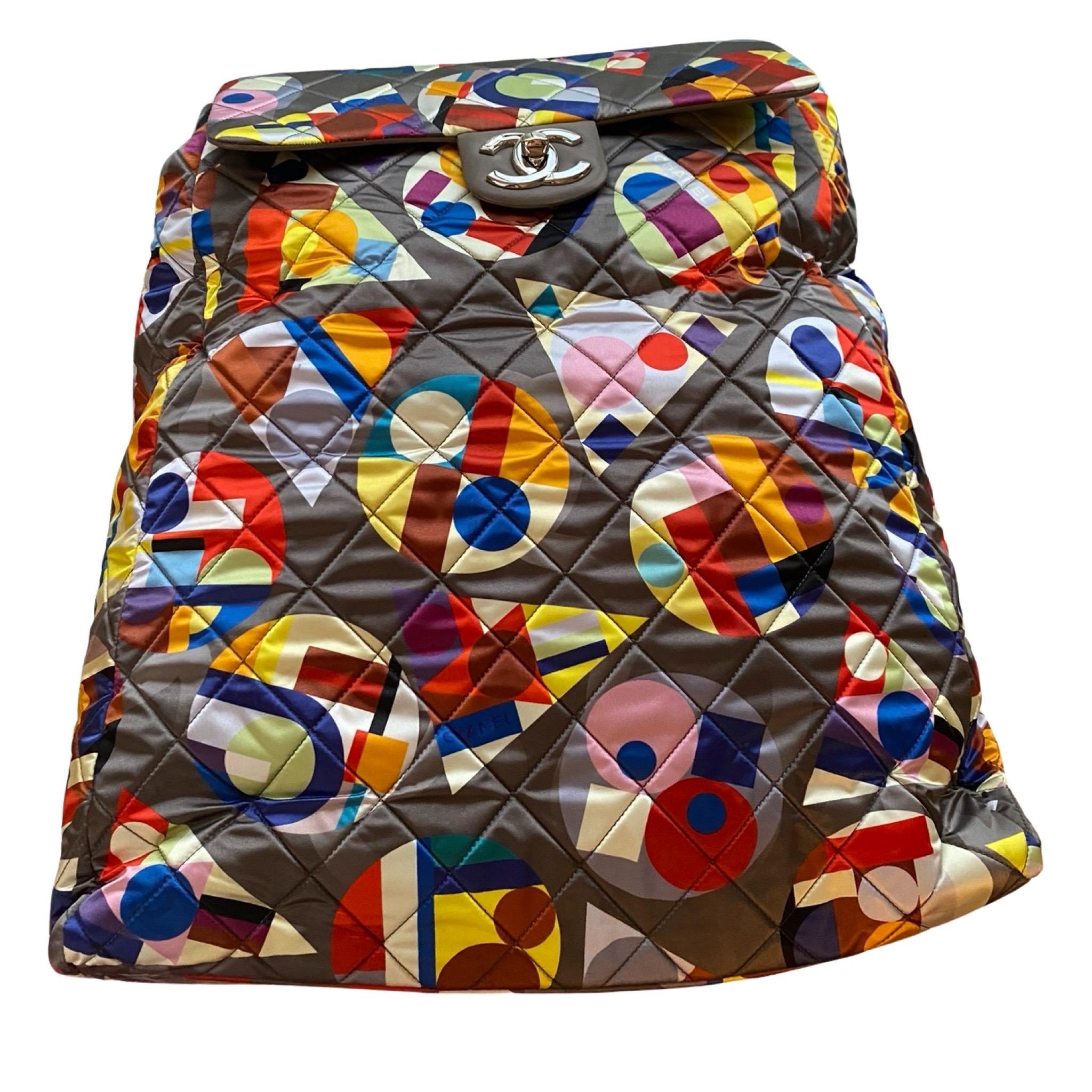 Chanel Fall 2014 Runway Supermarket Grocery Neon Print Quilted Trolley Bag 1