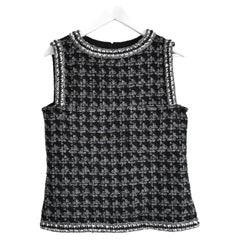 Chanel Fall 2017 Houndstooth Tweed Sleeveless Top