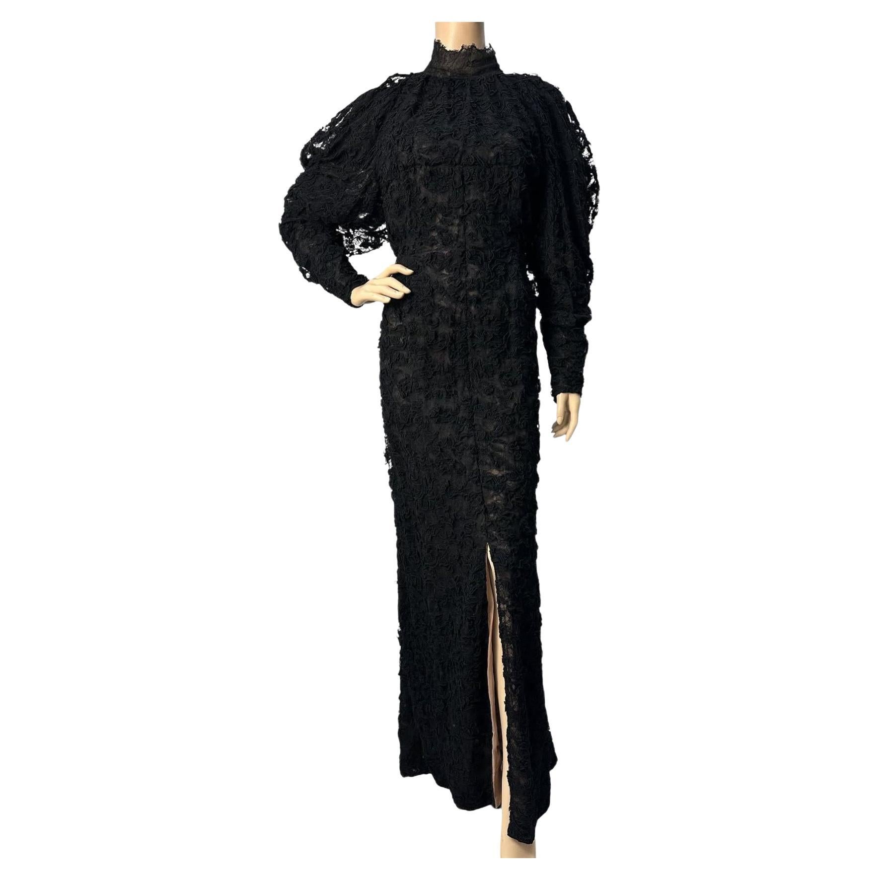 Chanel automne 2018 robe longue en dentelle noire Sz. 50 en vente