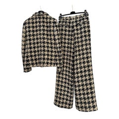 Chanel Fall 2019/2020 Tweed Jacket & Trousers Suit - Sz 38