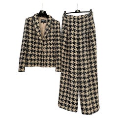 Chanel Fall 2019/2020 Tweed Jacket & Trousers Suit - Sz 38