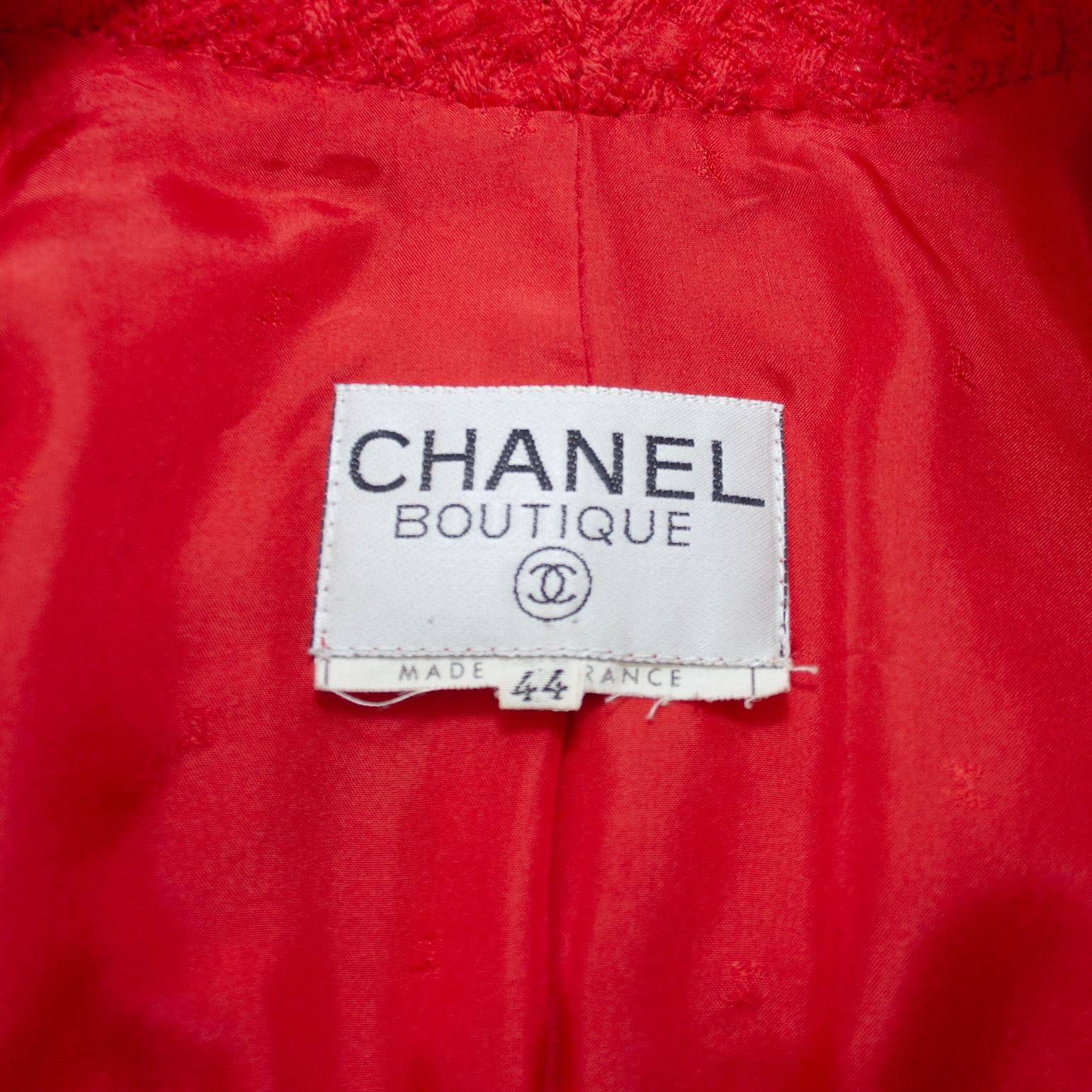 Chanel Herbst/Winter 1988 Roter doppelreihiger Boucle-Rockanzug mit Gürtel 2