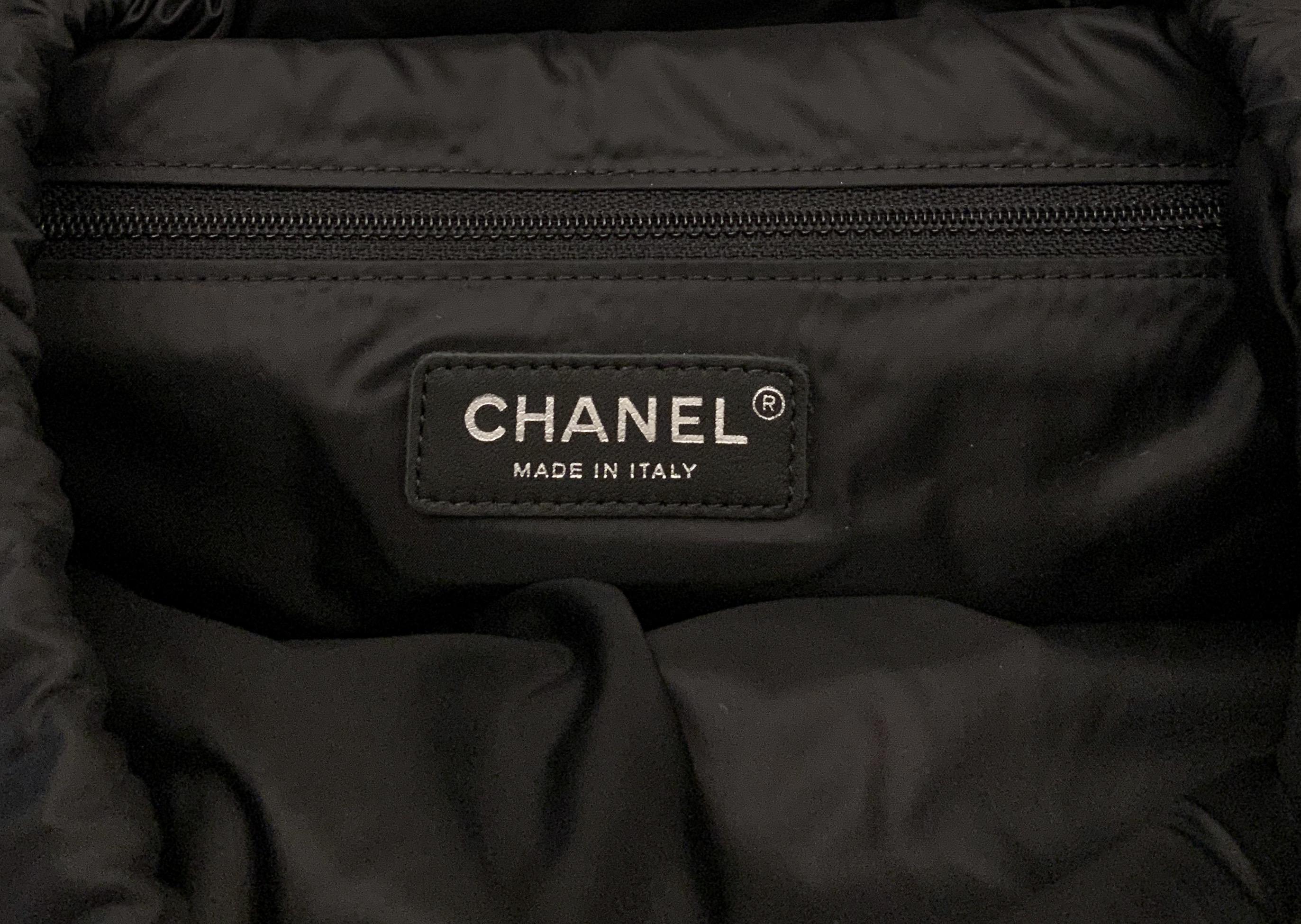 Chanel Fall Winter 2018 Wool Coco Neige Backpack  6