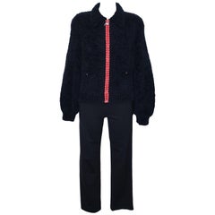 Chanel Herbst Winter 2019 / 2020 Kollektion CC Blaue Teddy-Strickjacke