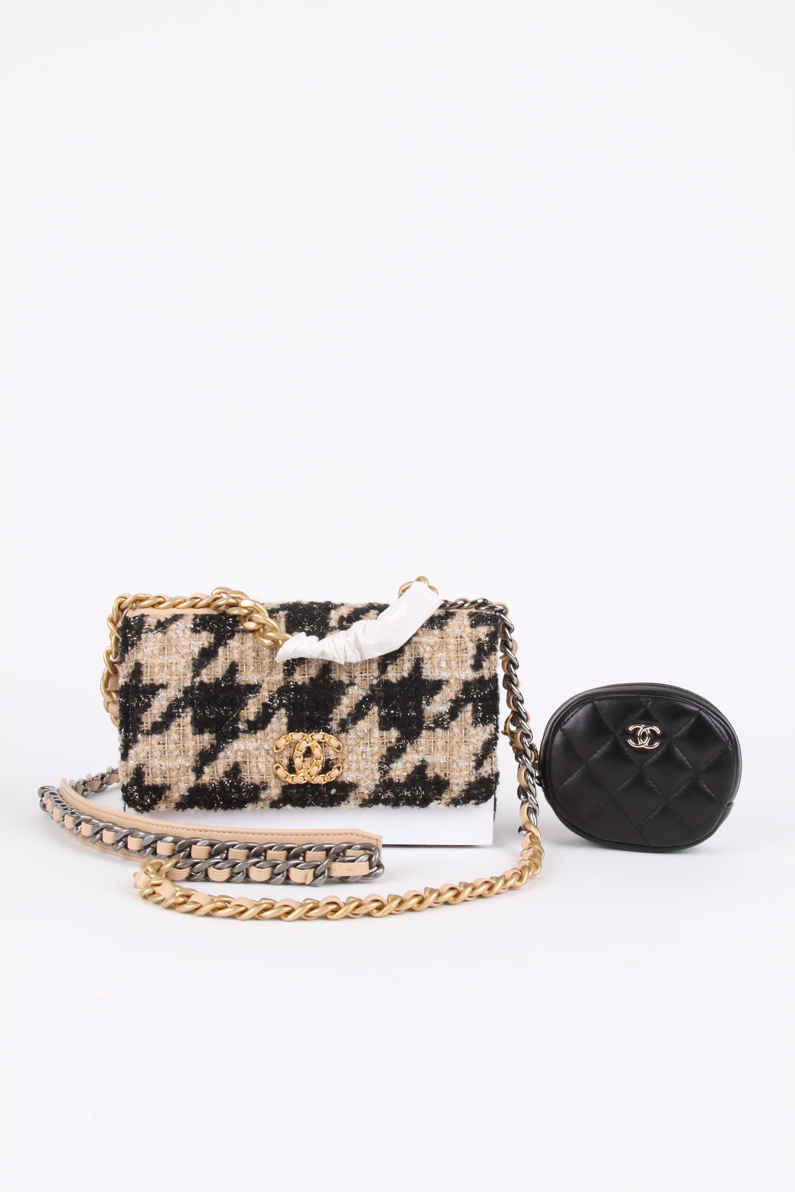 chanel 19 houndstooth bag