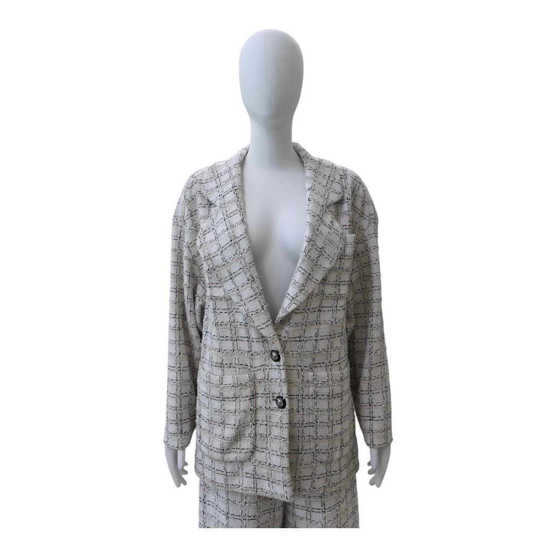 Gray CHANEL Fall/Winter 2020B Oversized Lurex Tweed Jacket – White & Black For Sale