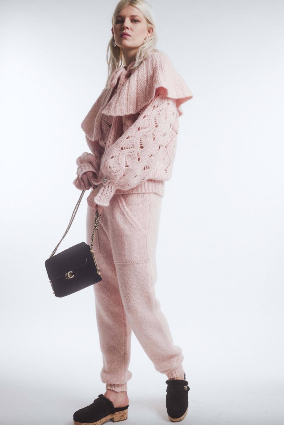 Women's Chanel Fall/Winter 2021/22 Pre-Collection Pink Knit Wool Heart 21B Sweatpants