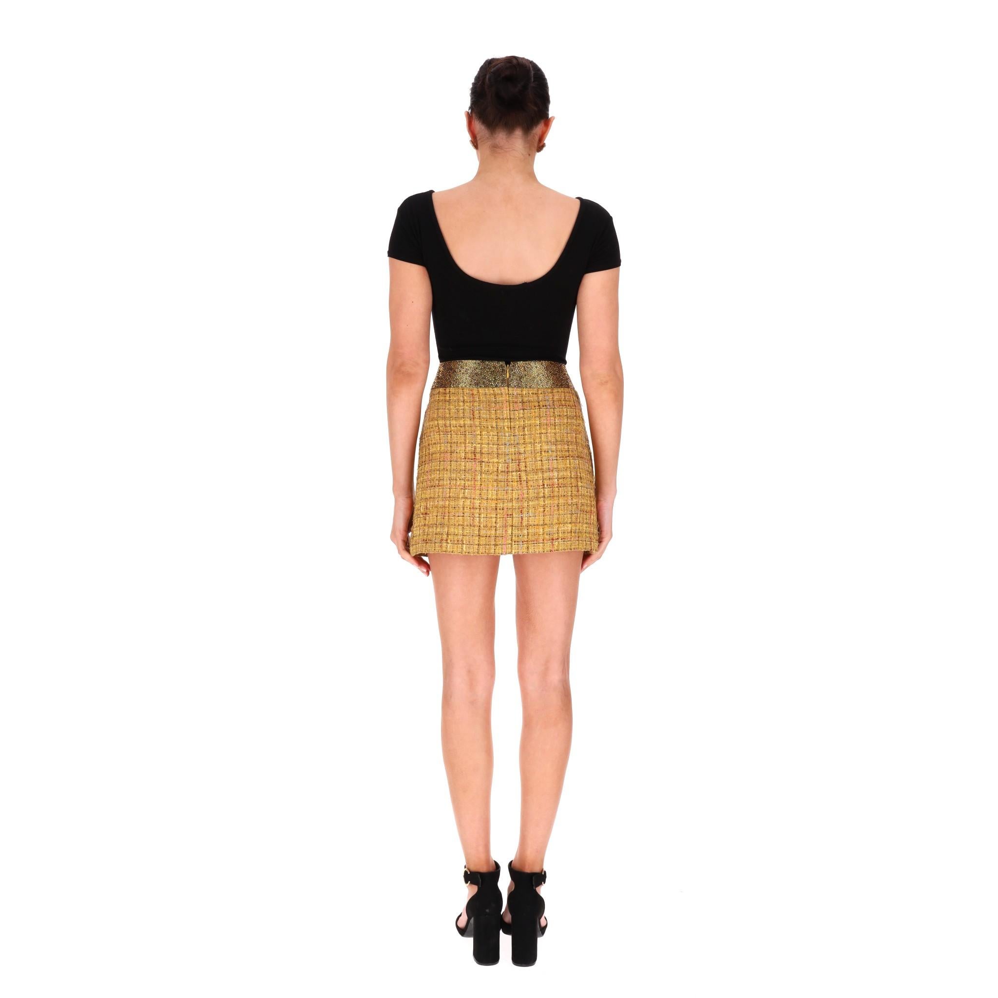 Minifalda Chanel Fantasía de lana, tweed y cristales en Excelente estado para la venta en London, GB