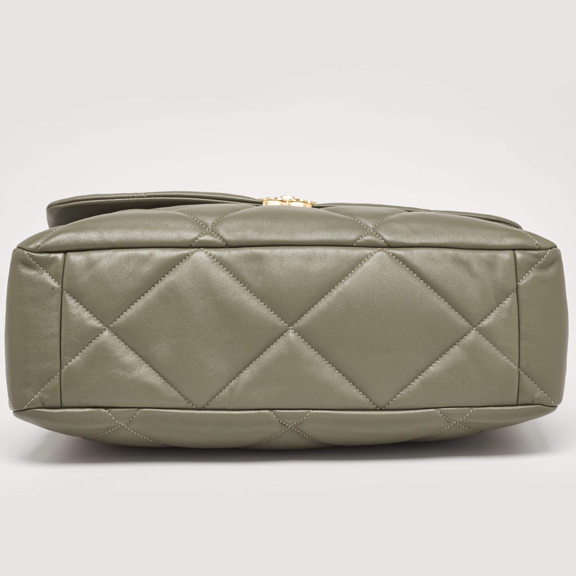 Chanel Fatigue Green Quilted Leather Maxi 19 Shoulder Bag 4