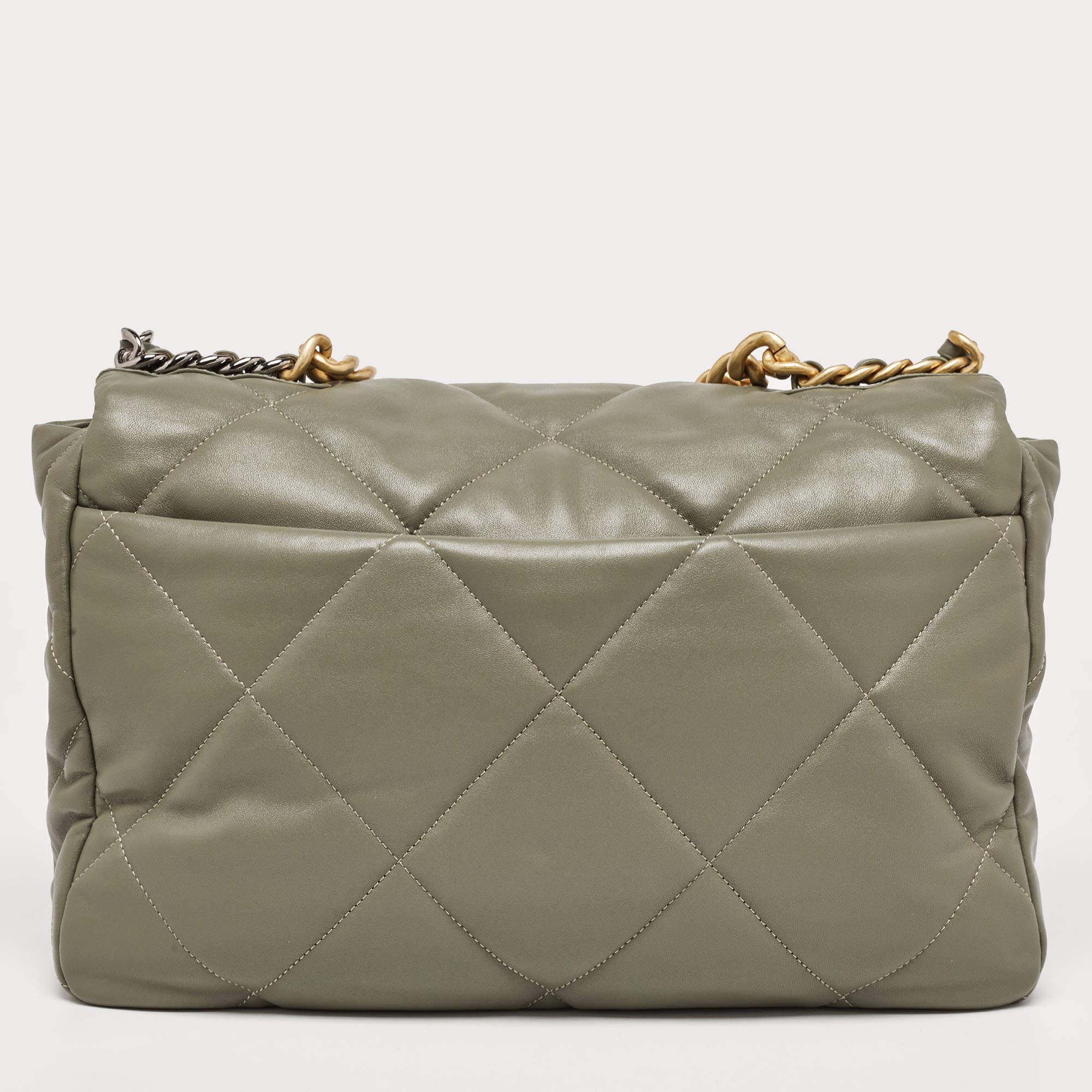 Chanel Fatigue Green Quilted Leather Maxi 19 Shoulder Bag 5