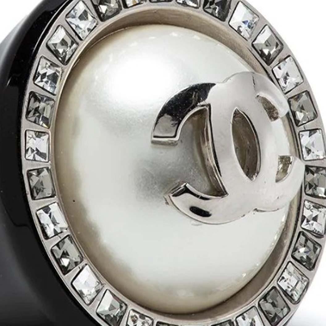Women's Chanel Faux Pearl Crystal Cocktail Ring 