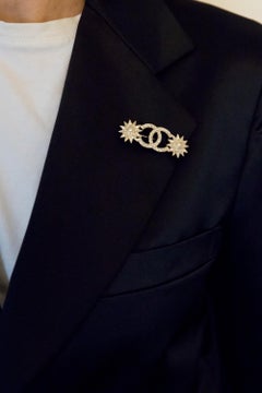 Chanel Faux-Pearl Embellished CC Brooch