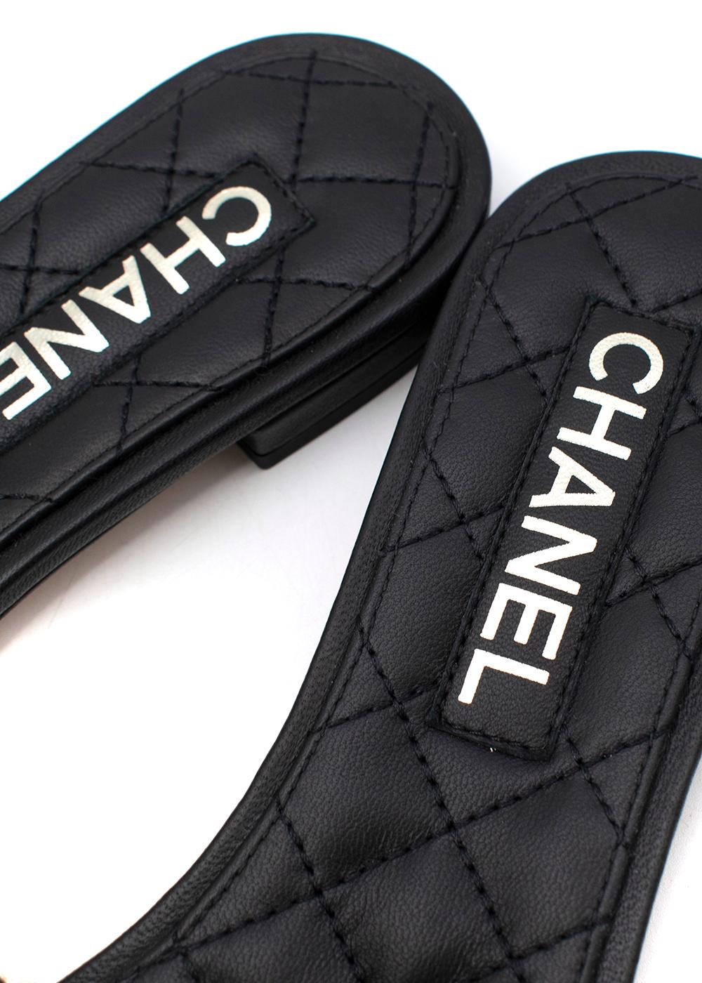 Chanel Faux-Pearl Embellished Sliders EU 37 In New Condition For Sale In London, GB