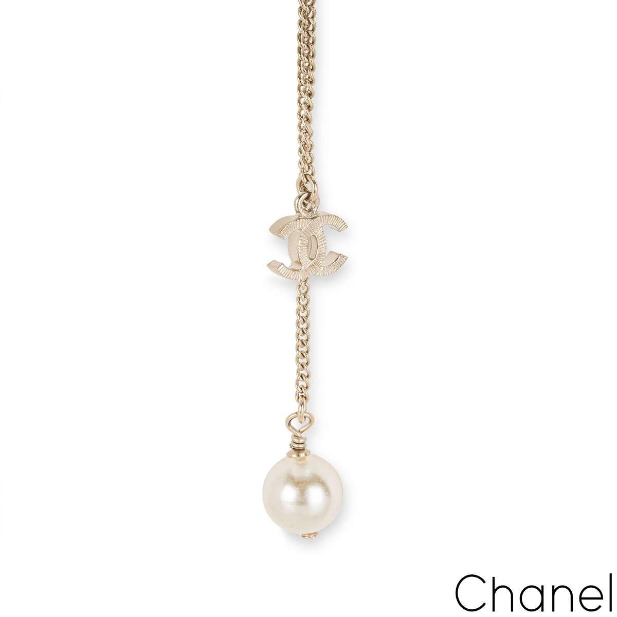 Women's Chanel Faux Pearl & Glass Bead CC Necklace