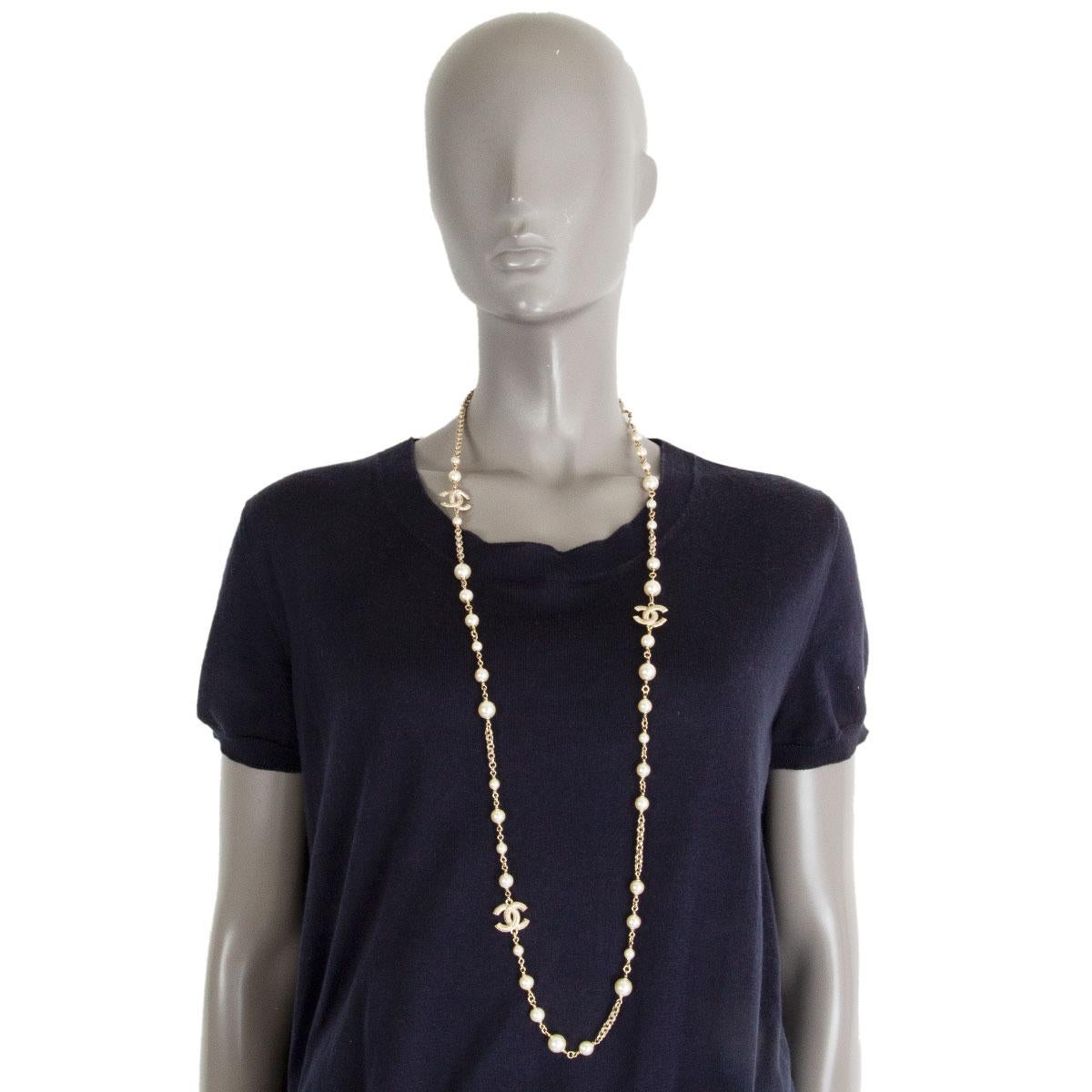 CHANEL faux pearl & gold CC Chain Necklace 2