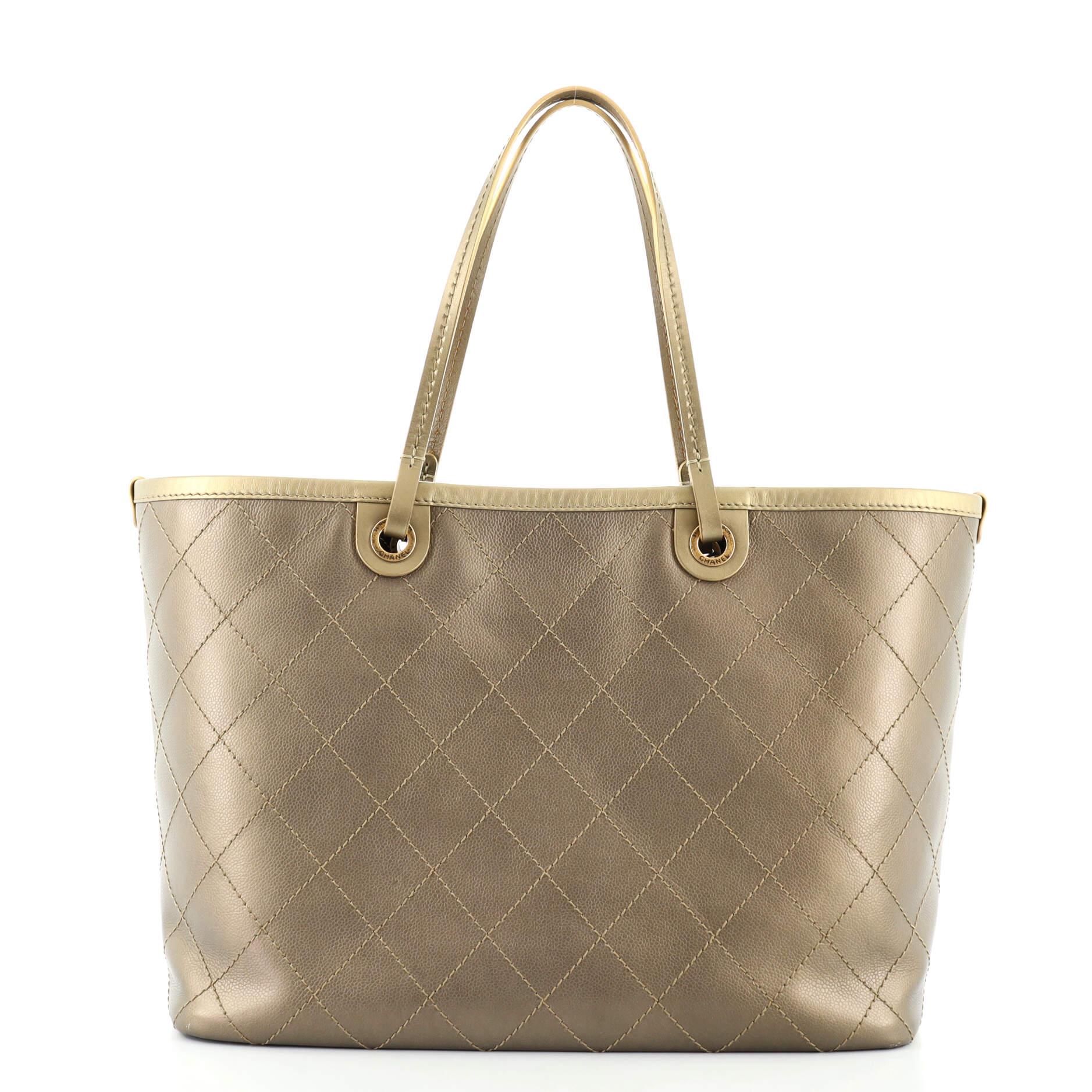 Chanel Fever Tote Quilted Caviar Large In Good Condition In NY, NY