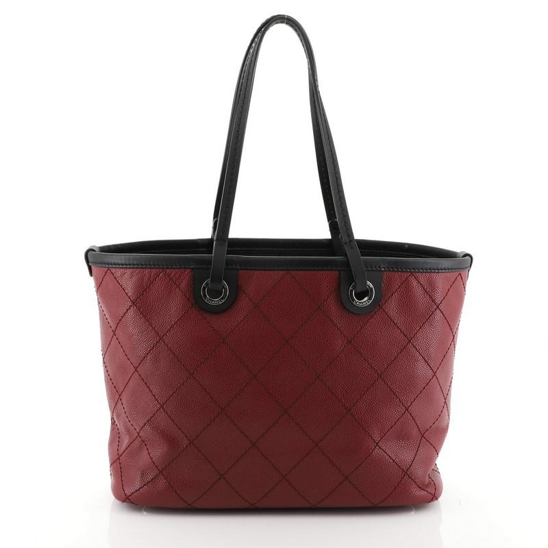 Chanel Fever Tote Quilted Caviar Small  In Good Condition In NY, NY