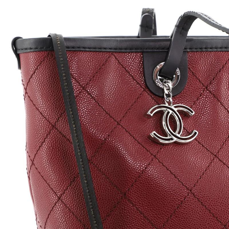 Chanel Fever Tote Quilted Caviar Small 4