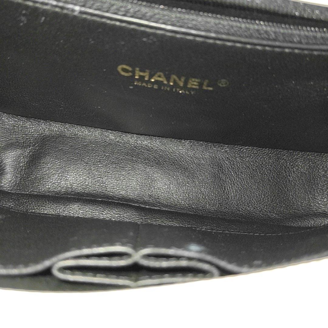 Chanel Filigree Flap Bag Caviar Leather Small White with Black Trim 1