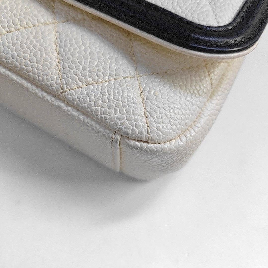 Chanel Filigree Flap Bag Caviar Leather Small White with Black Trim 4