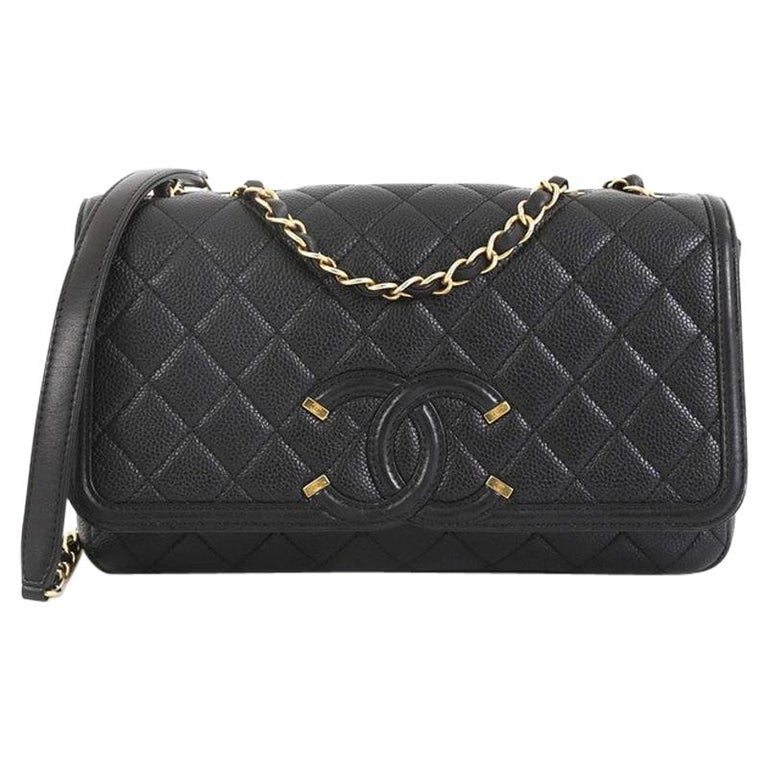 Chanel Grained Calfskin CC Filigree Medium Flap Bag (SHF-P3nxD7) – LuxeDH