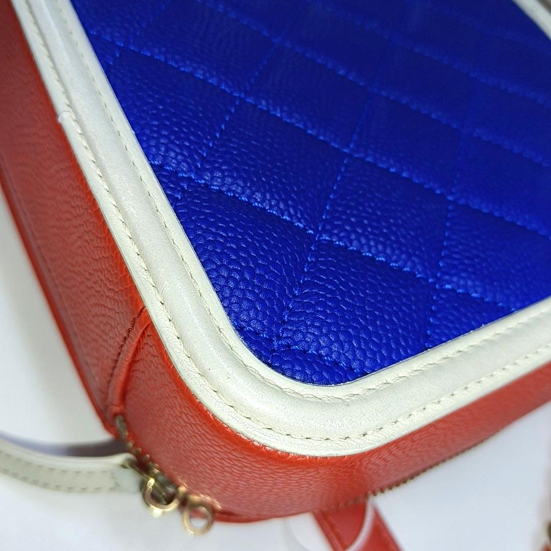 Chanel Filigree Medium Vanity Case Tricolor Caviar Leather, 2018-2019 6