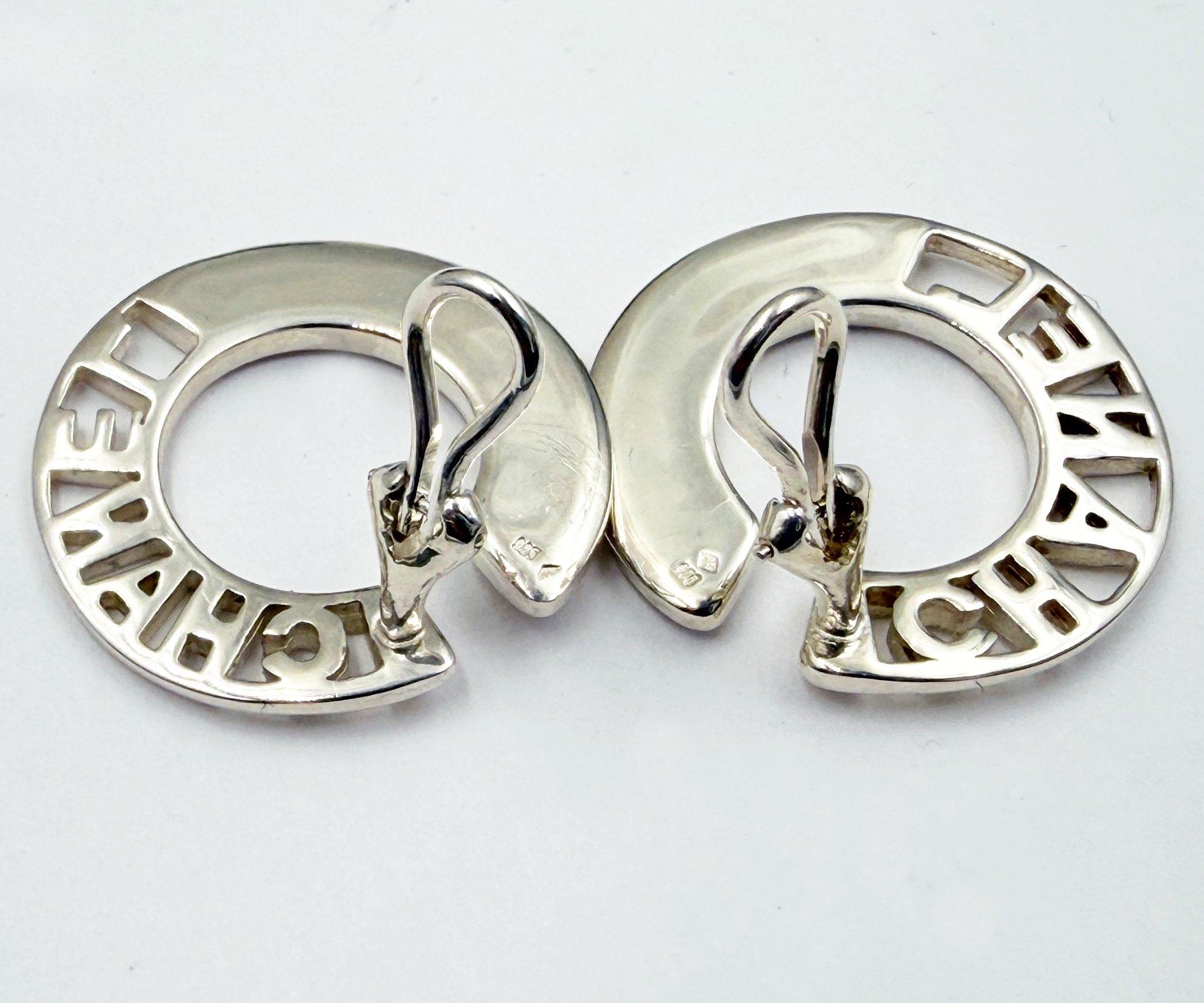 Chanel Fine Jewelry 925 Silver Letter C Clip on Earrings Pour femmes en vente