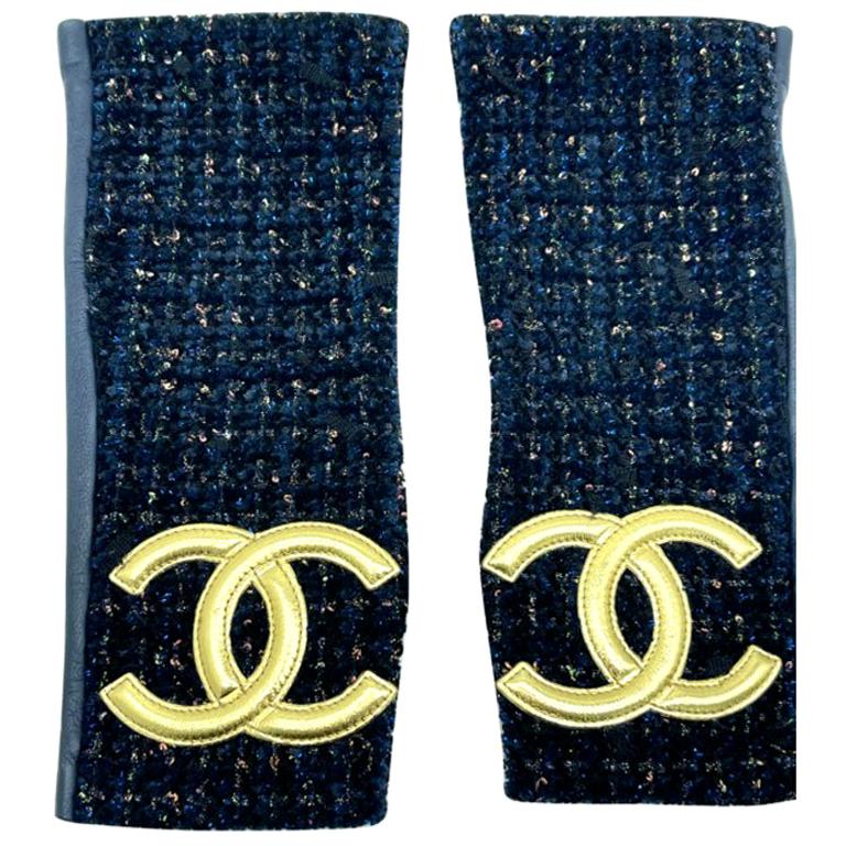 Chanel Fingerless Gloves - Navy Tweed For Sale