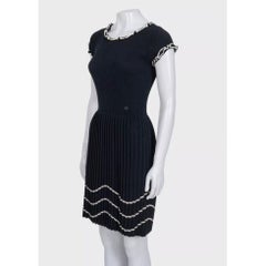 Chanel Fitted Wool Dress Black Fall 2007 Sz.36