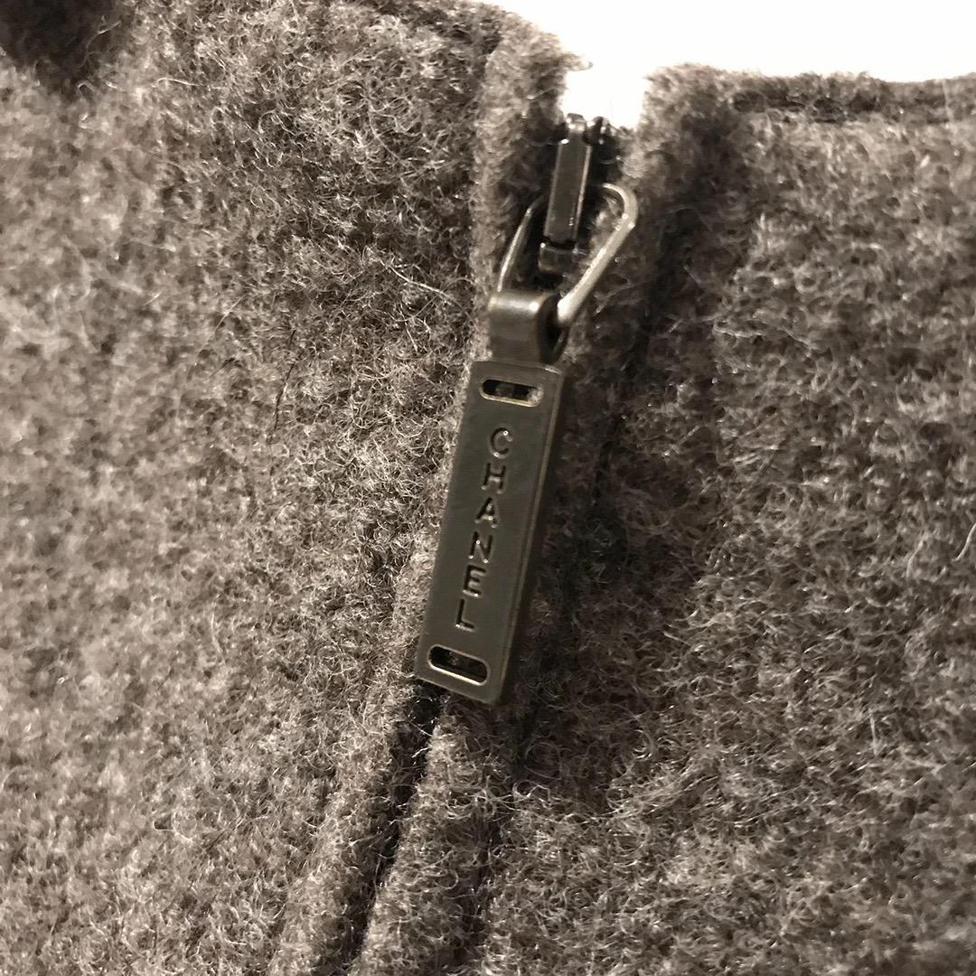Chaqueta ajustada con cremallera de lana Chanel (Karl Lagerfeld) en Bueno estado para la venta en Los Angeles, CA