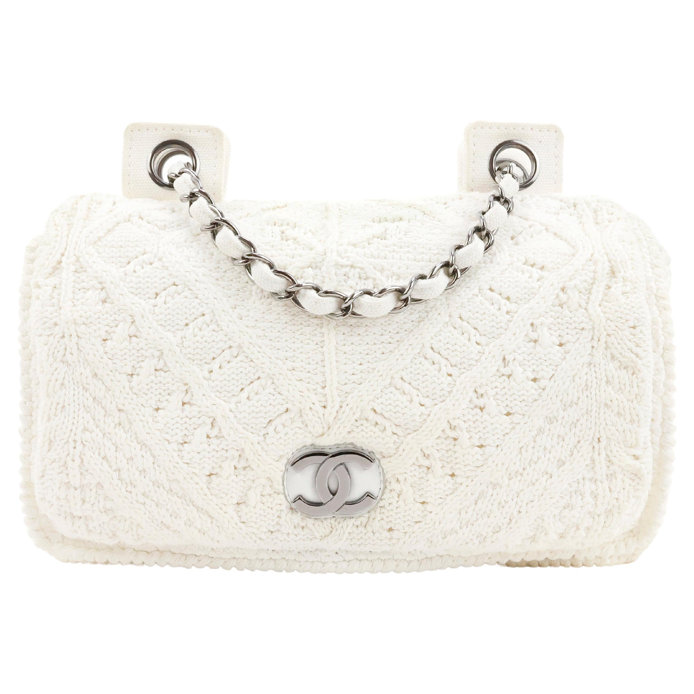Chanel Klappentasche aus Häkelarbeit im Angebot