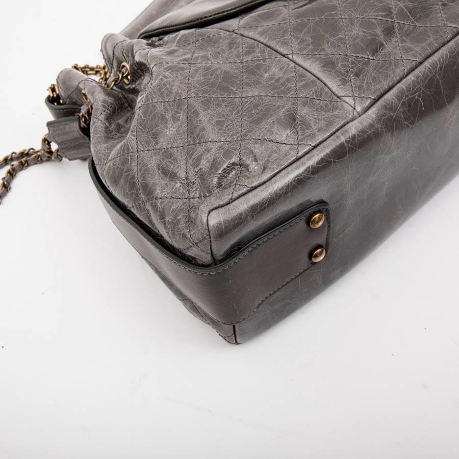 Chanel Gray Varnished Quilted Aged Leather and Galuchat Flap Bag 3