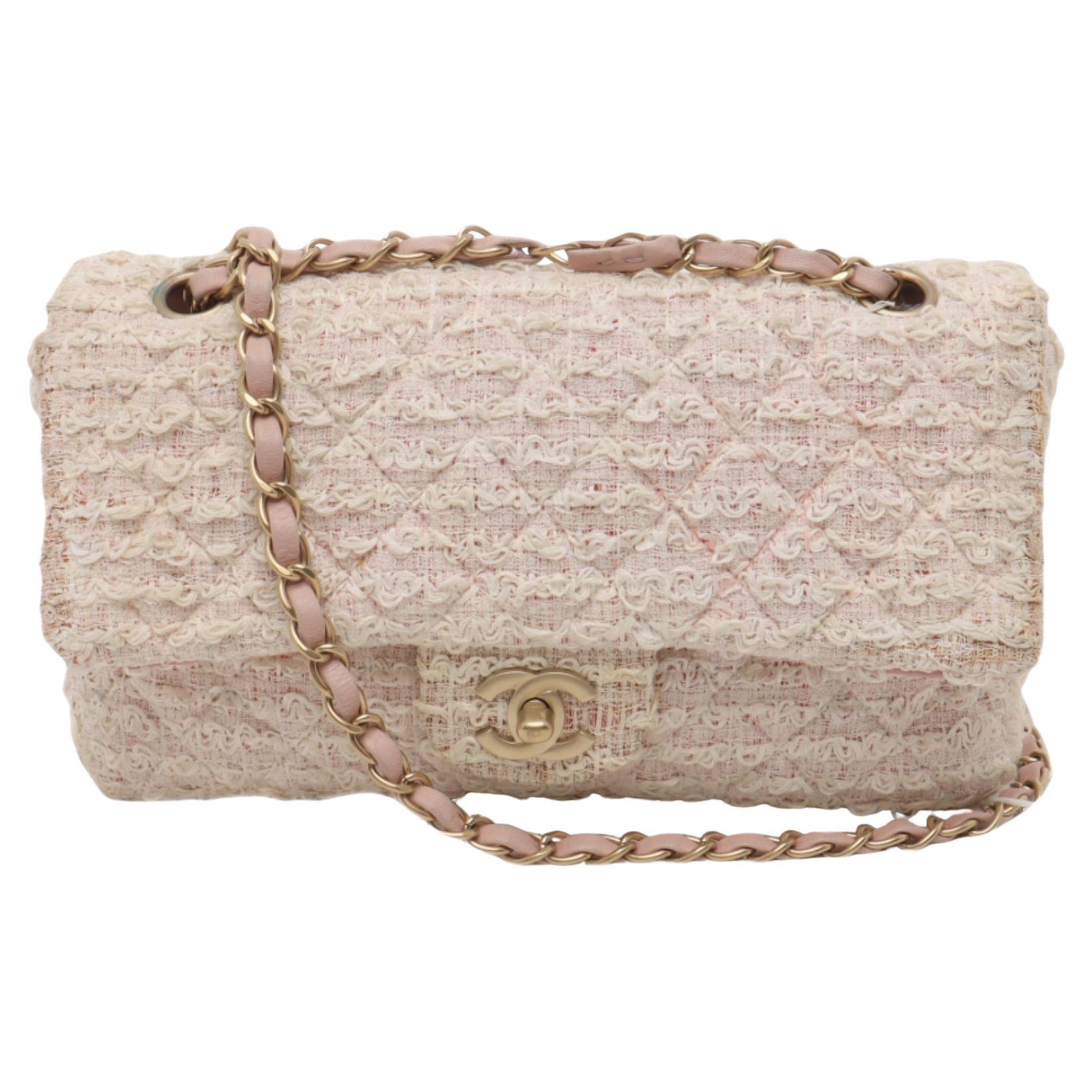 Sac à rabat Chanel en tweed rose moyen 2009-2010