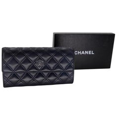 Chanel Flap Lambskin Leather CC L-gusset Wallet CC-0326N-0086