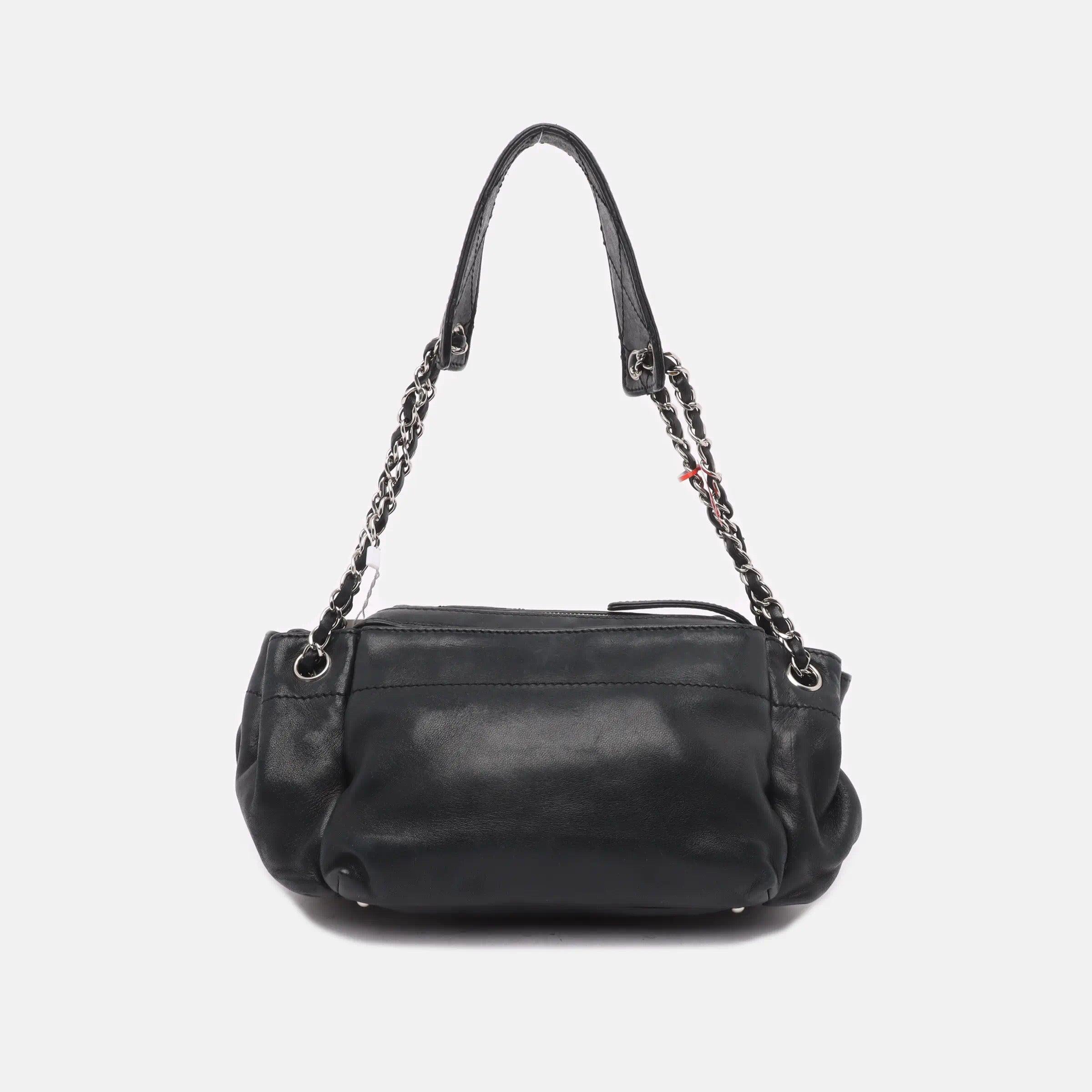 Women's Chanel Flap Pocket Accordion Camera Bag 2005-2006 Lambskin Leather Shoulder Bag