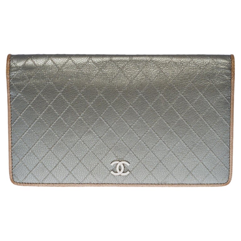 Chanel Flap Wallet in Metallic Silver lambskin leather and Gold