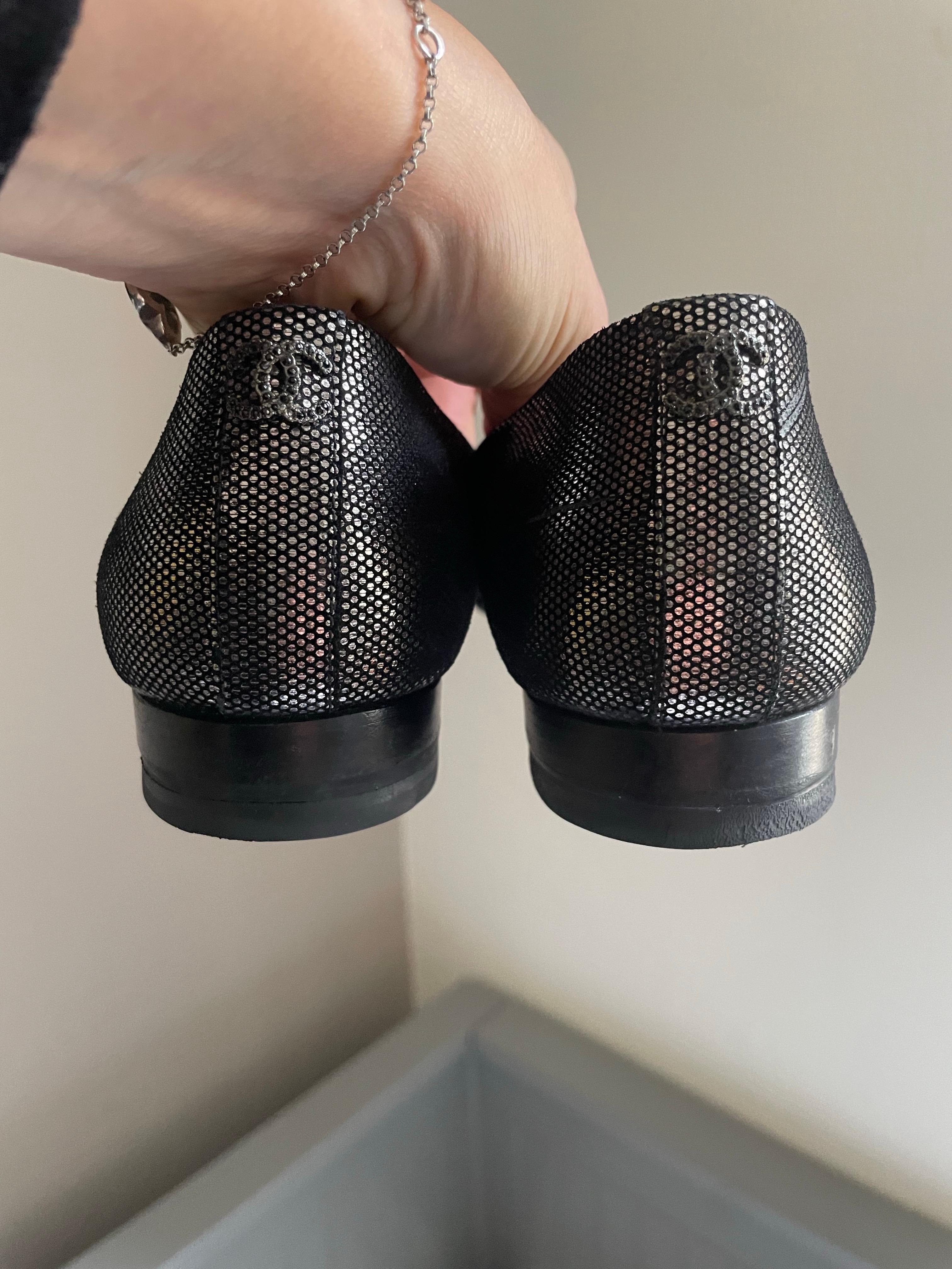 CHANEL Flat ballerina shoes CC in vendita 6